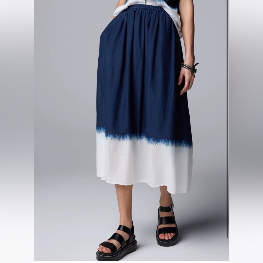 Simply Vera Vera Wang Navy and White Dip-Dye Midi Skirt